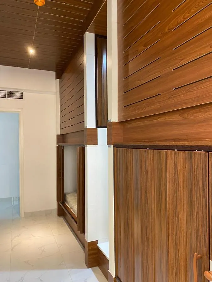 Yoi Pod Hostel - Deira Dubai