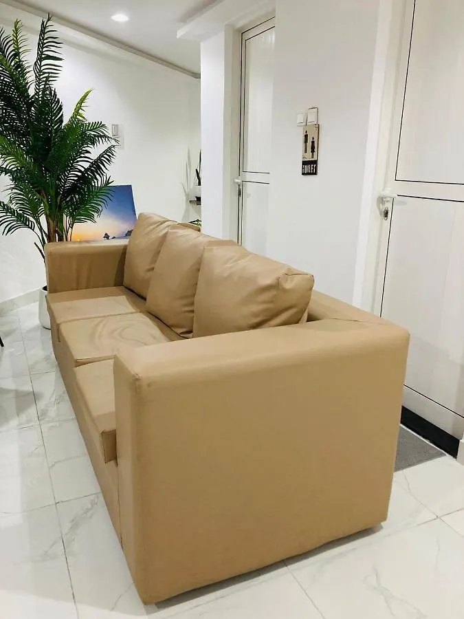Capsule hotel Yoi Pod Hostel - Deira Dubai United Arab Emirates